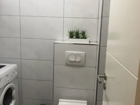 Izdavanje, jednosoban stan, 40m², Ilino, Bar - image 7