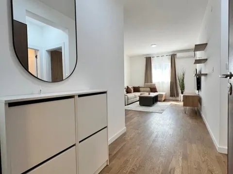 Rent, one bedroom apartment, 46m², Stari Aerodrom, Podgorica - image 6