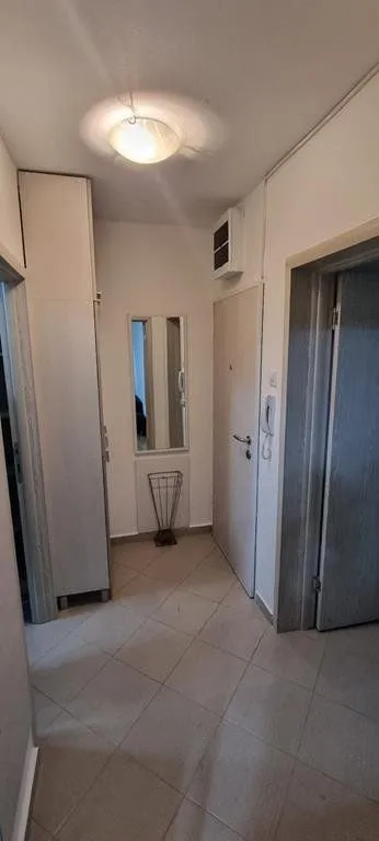 Rent, one bedroom apartment, 65m², Blok 5, Podgorica