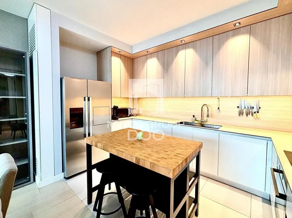 Sale, four bedroom apartment, 108m², Savski Venac, Beograd