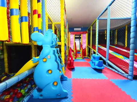 Rent, office space, 100m², Stari Aerodrom, Podgorica - image 6