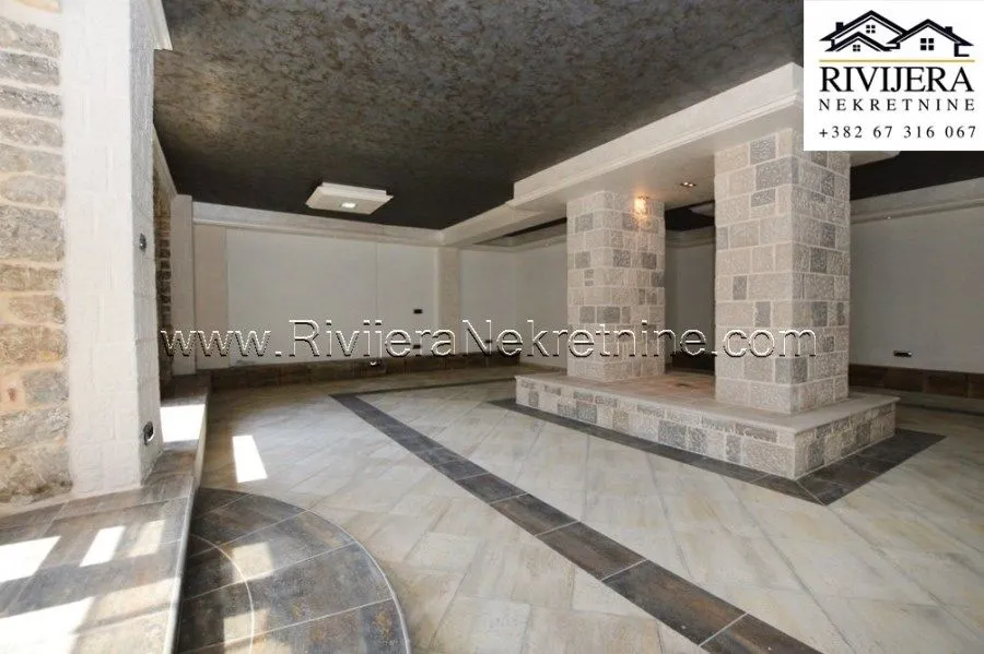 Sale, office space, 102m², Centar, Herceg Novi