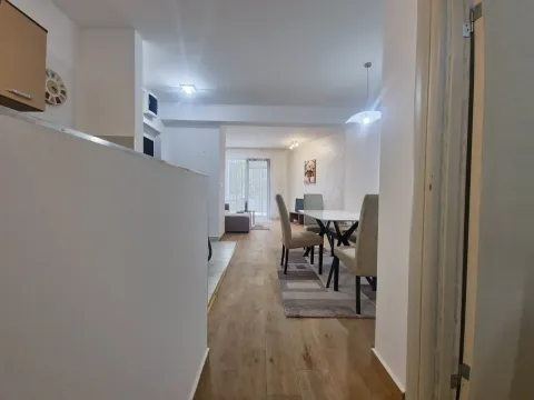 Rent, one bedroom apartment, 59m², Bečići, Budva - image 12