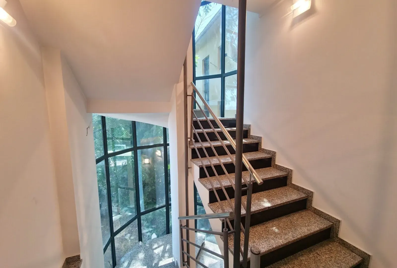 Sale, office space, 500m², Podgorica, Crna Gora