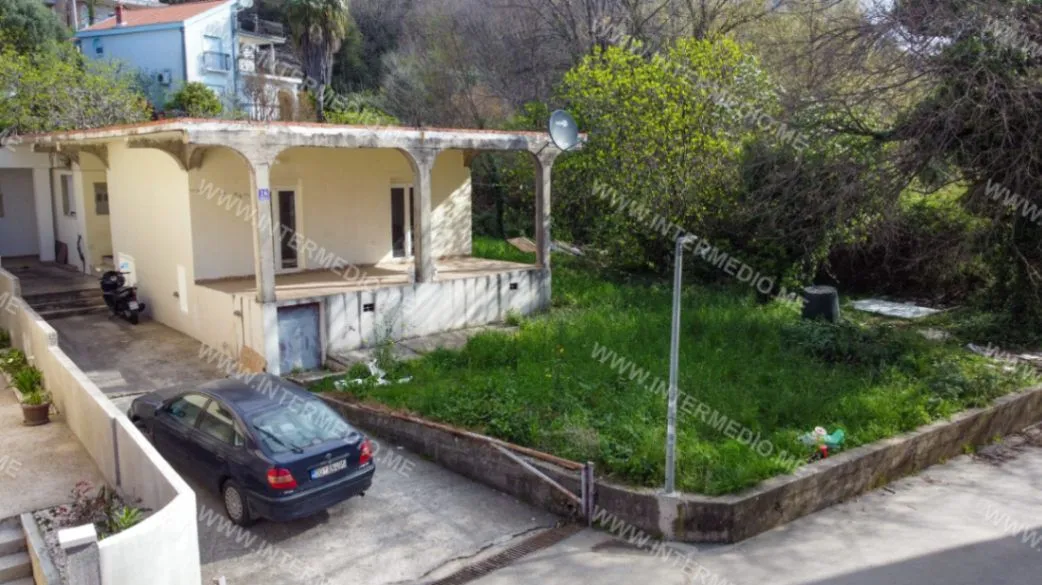 Prodaja, kuća, 138m², Topla, Herceg Novi