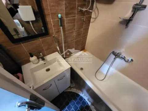 Prodaja, jednosoban stan, 40m², Zemun Kej, Zemun Sve Podlokacije - image 10