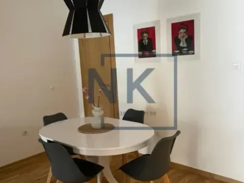 Izdavanje, dvosoban stan, 87m², Malo Brdo, Podgorica - image 6