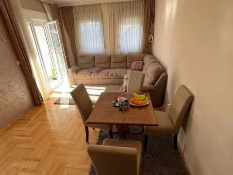 Prodaja, jednosoban stan, 46m², Stari Aerodrom, Podgorica - image 3