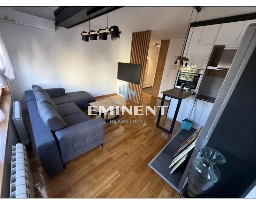 Rent, three bedroom apartment, 56m², Južni Bulevar, Vračar Sve Podlokacije