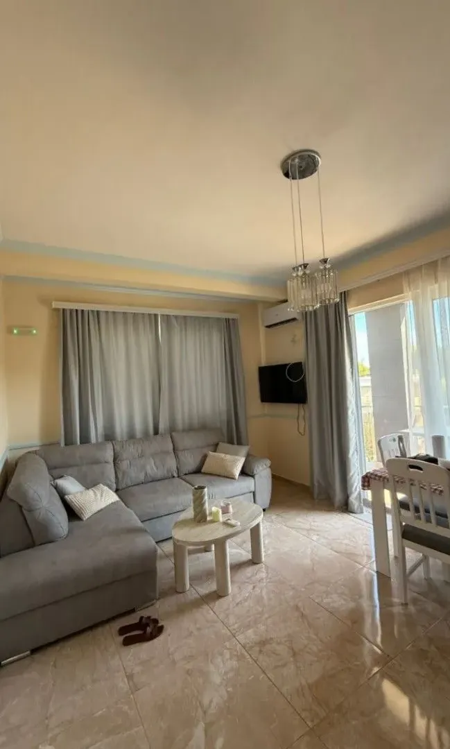 Izdavanje, jednosoban stan, 47m², Ulcinj, Crna Gora
