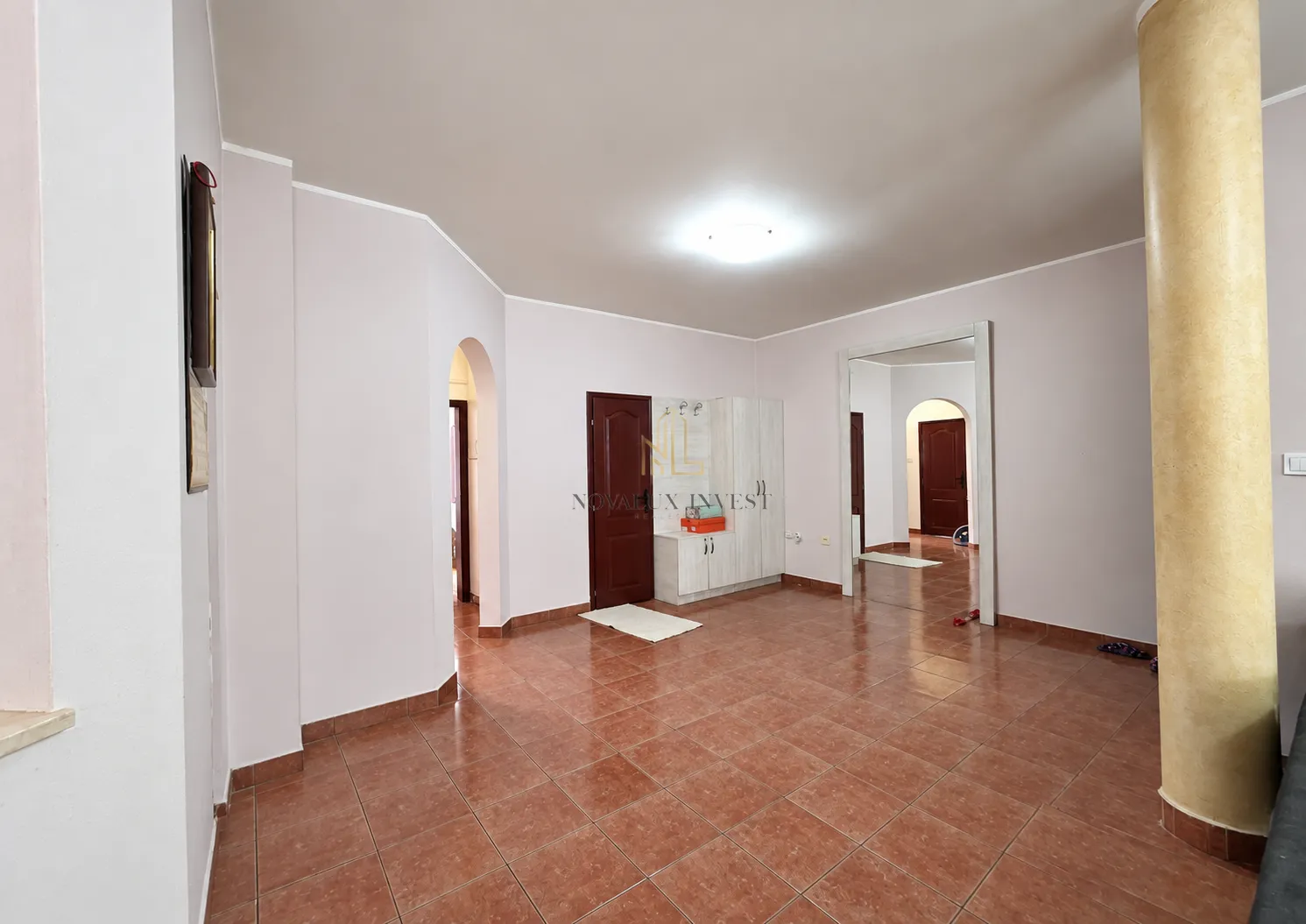 Rent, office space, 108m², Stara Varoš, Podgorica