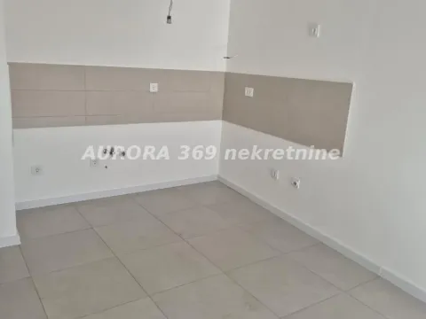 Prodaja, dvosoban stan, 62m², Irig, Srbija - image 5