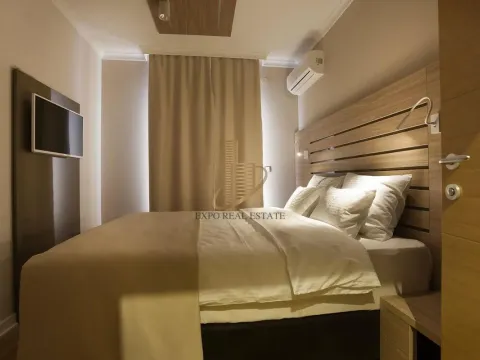 Izdavanje, trosoban stan, 75m², Vračar Hram, Vračar Sve Podlokacije - image 6