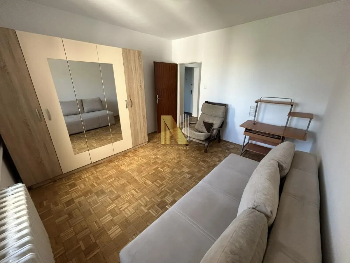 Izdavanje, dvosoban stan, 47m², Sajmište, Novi Sad