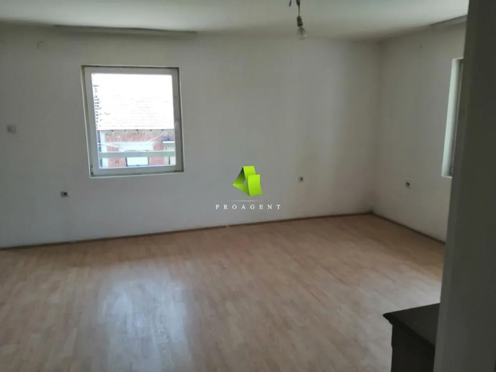 Prodaja, trosoban stan, 116m², Donja Vrežina, Niš