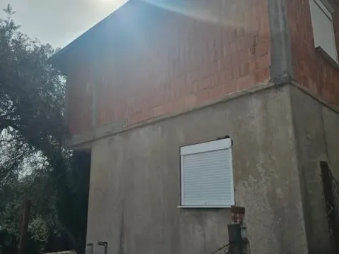 Sale, house, 74m², Šušanj, Bar - image 2