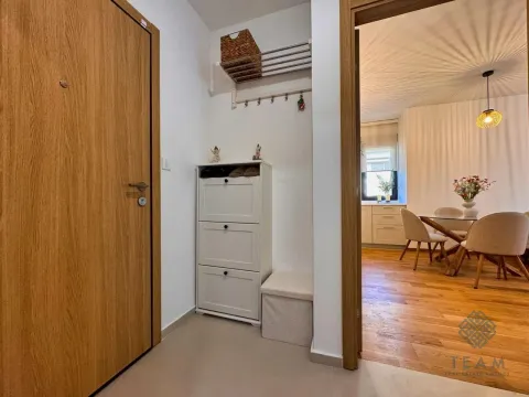 Prodaja, jednosoban stan, 46m², City Kvart, Podgorica - image 10