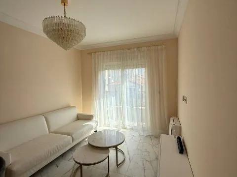 Rent, two bedroom apartment, 74m², Centar, Budva - image 5