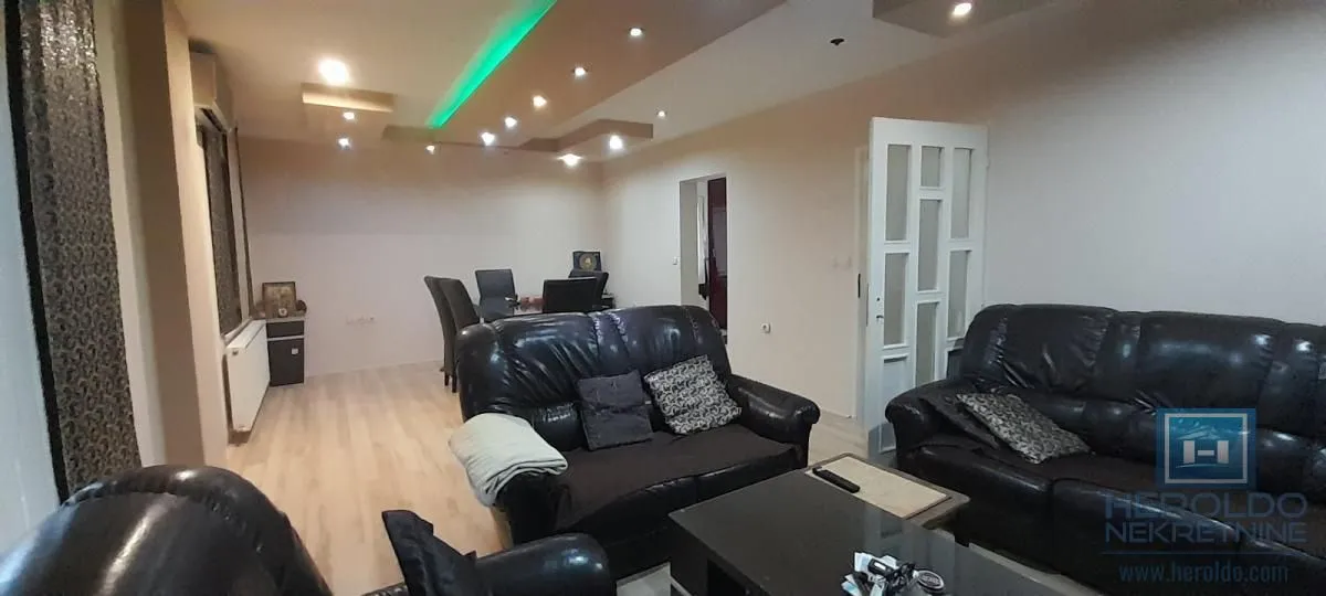 Prodaja, kuća, 150m², Trnava, Jagodina