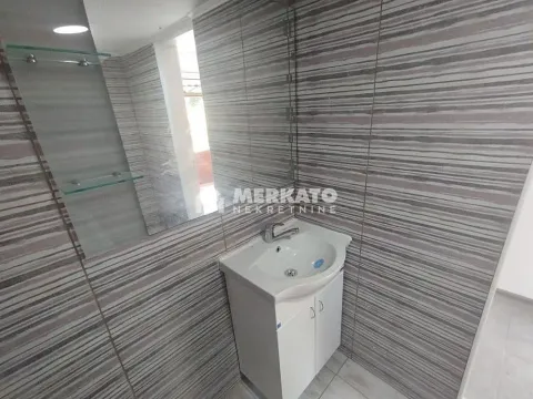 Sale, house, 64m², Mičkei, Zrenjanin - image 17