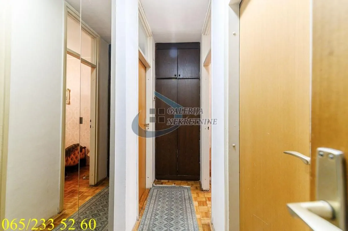 Prodaja, trosoban stan, 73m², Vračar Sve Podlokacije, Beograd