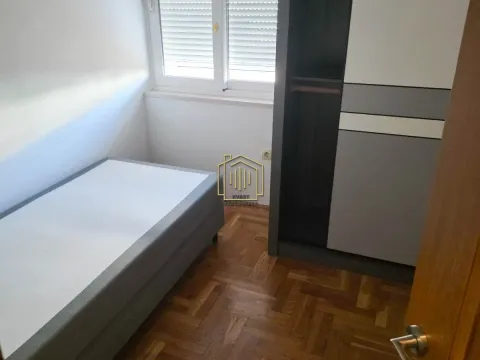 Izdavanje, dvosoban stan, 69m², Stari Aerodrom, Podgorica - image 9