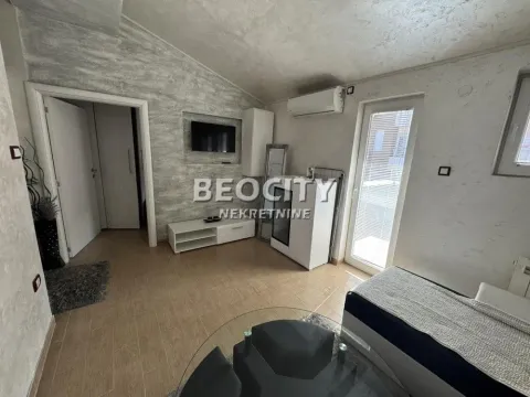 Rent, apartment, 37m², Centar, Novi Sad - image 2