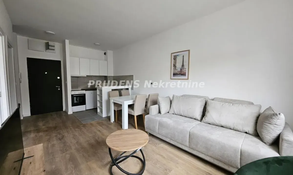 Rent, one bedroom apartment, 35m², Ledine, Beograd