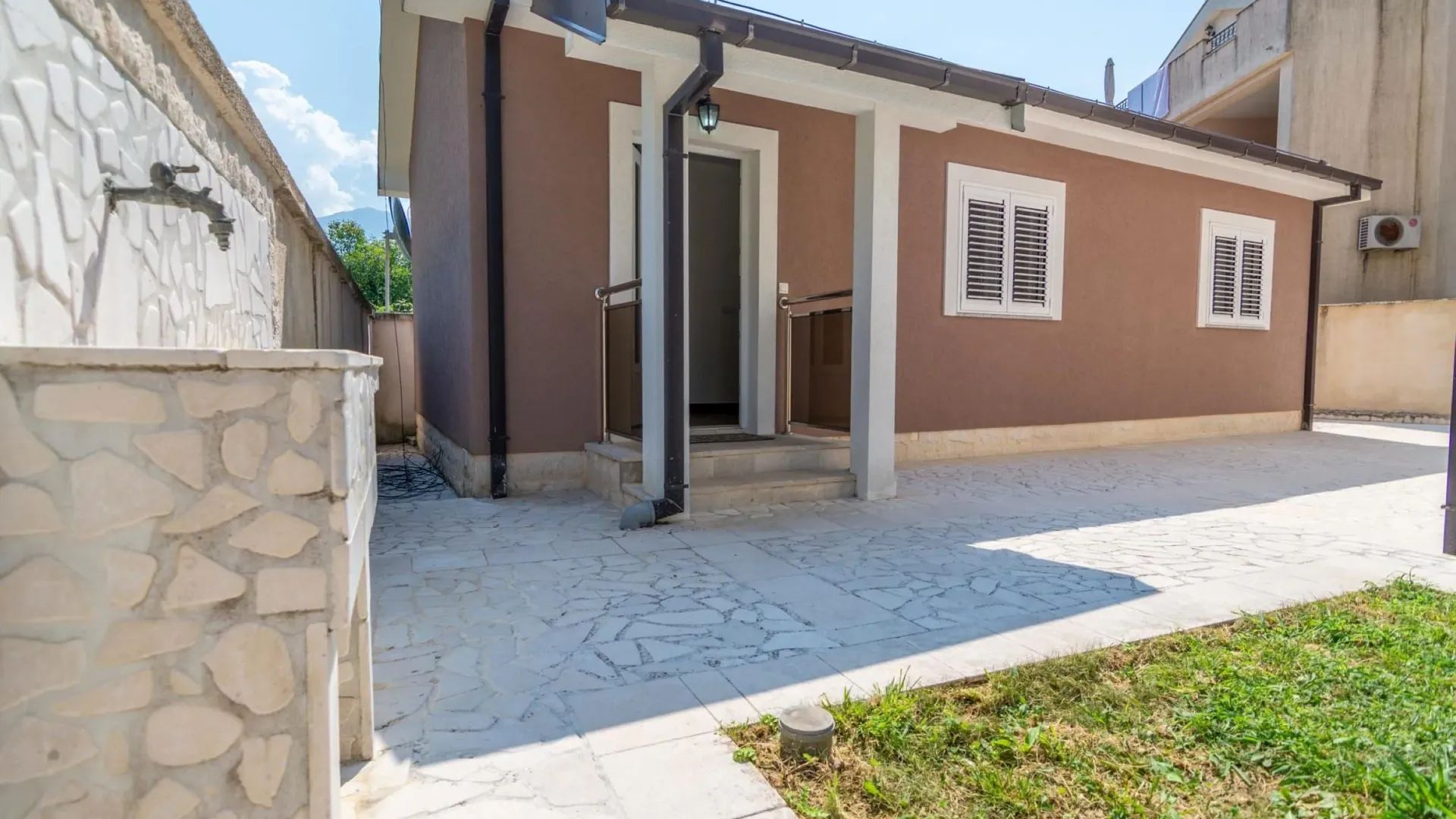 Prodaja, kuća, 267m², Tivat, Crna Gora