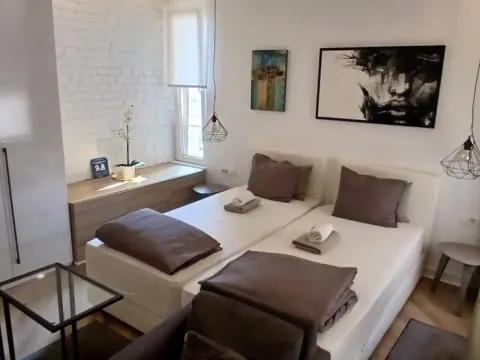 Sale, three bedroom apartment, 73m², Stari Grad, Beograd - image 10