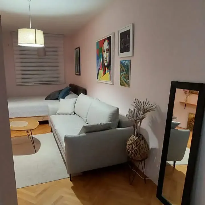 Izdavanje, stan, 36m², Dubovica, Budva