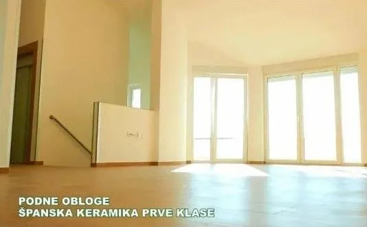 Prodaja, petosoban stan, 195m², Sremska Mitrovica, Srbija