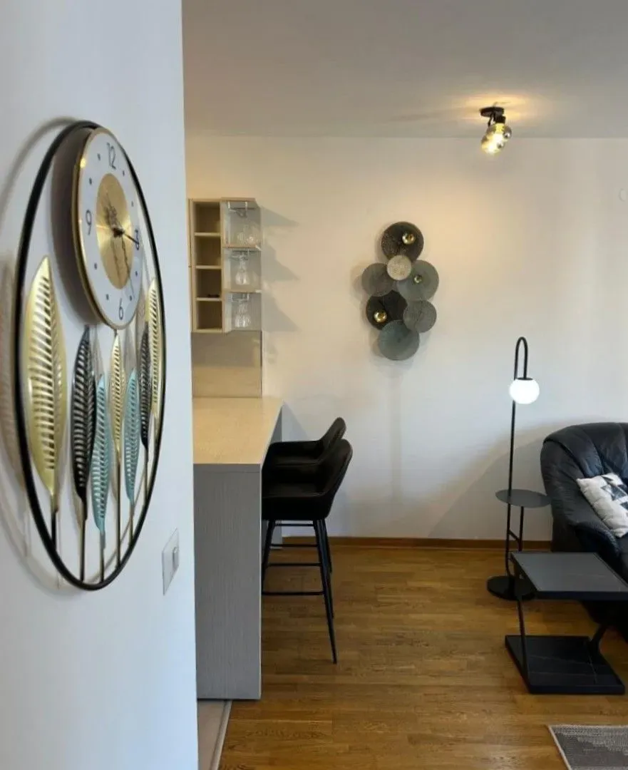 Izdavanje, dvosoban stan, 64m², City Kvart, Podgorica