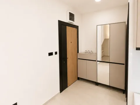 Izdavanje, jednosoban stan, 31m², Zagorič, Podgorica - image 4