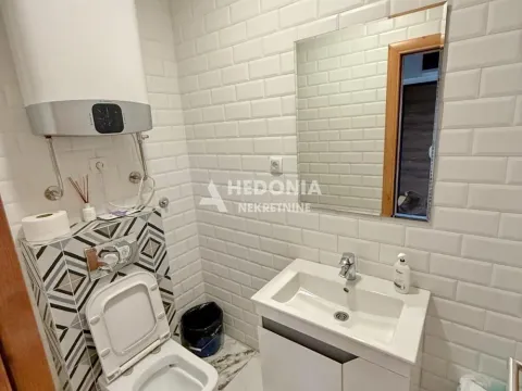 Izdavanje, dvosoban stan, 70m², Klinički Centar, Beograd - image 9