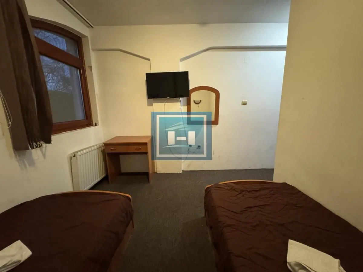 Prodaja, ugostiteljski objekat, 1560m², Despotovac, Srbija