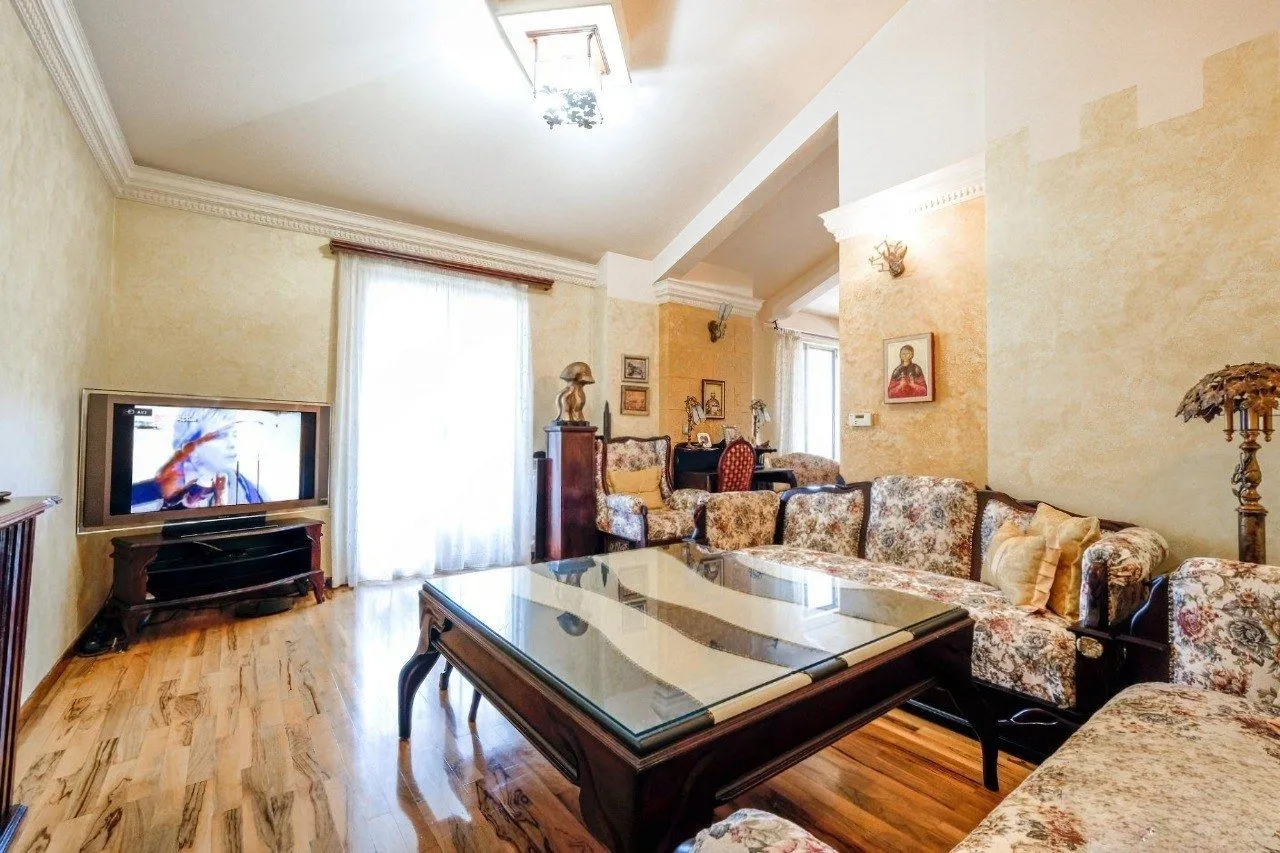 Sale, three bedroom apartment, 179m², Kamenovo, Budva