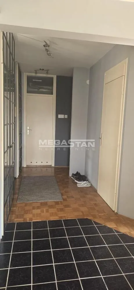 Sale, two bedroom apartment, 58m², Žarkovo, Beograd