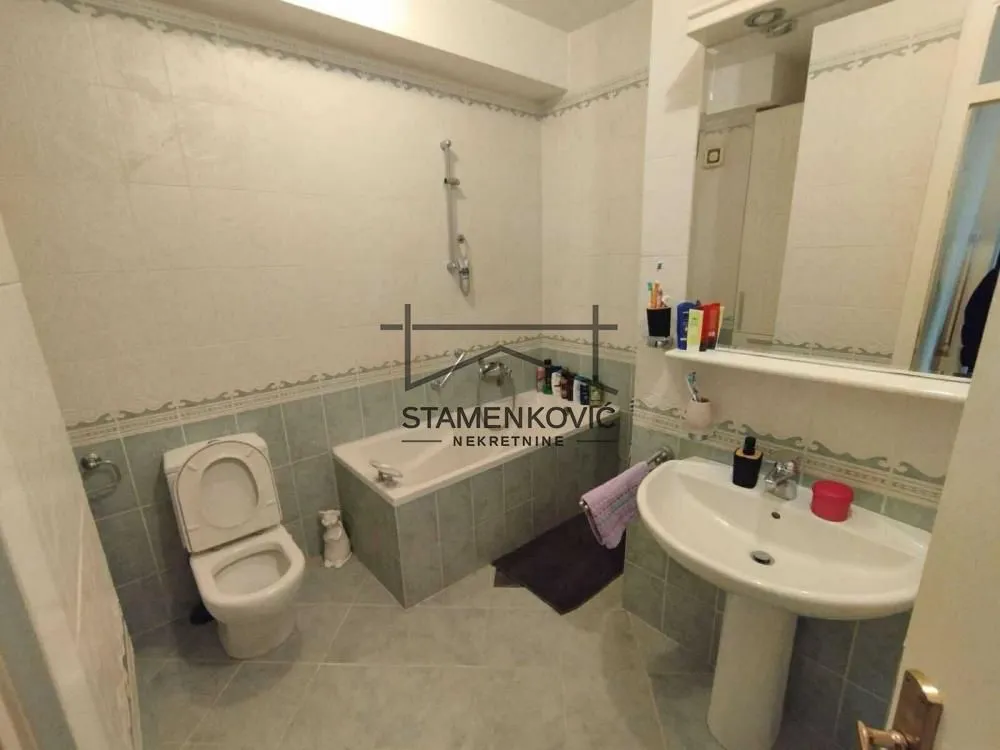 Prodaja, trosoban stan, 78m², Liman 1, Novi Sad Sve Podlokacije