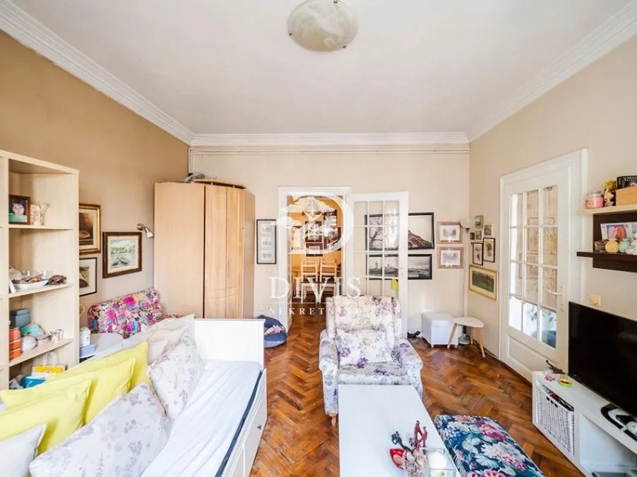 Sale, two bedroom apartment, 57m², Cvetni Trg, Vračar Sve Podlokacije