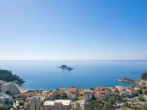 Sale, three bedroom apartment, 152m², Petrovac, Budva