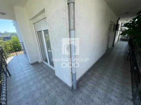 Izdavanje, četvorosoban stan, 75m², Savski Venac, Beograd - image 9