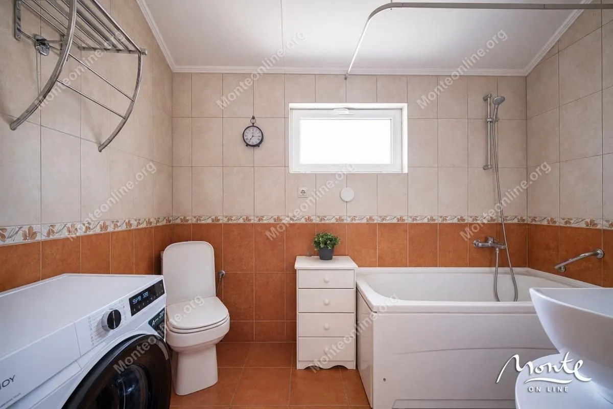 Prodaja, kuća, 130m², Tivat, Crna Gora
