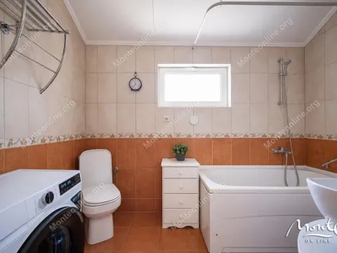 Prodaja, kuća, 130m², Tivat, Crna Gora - image 37