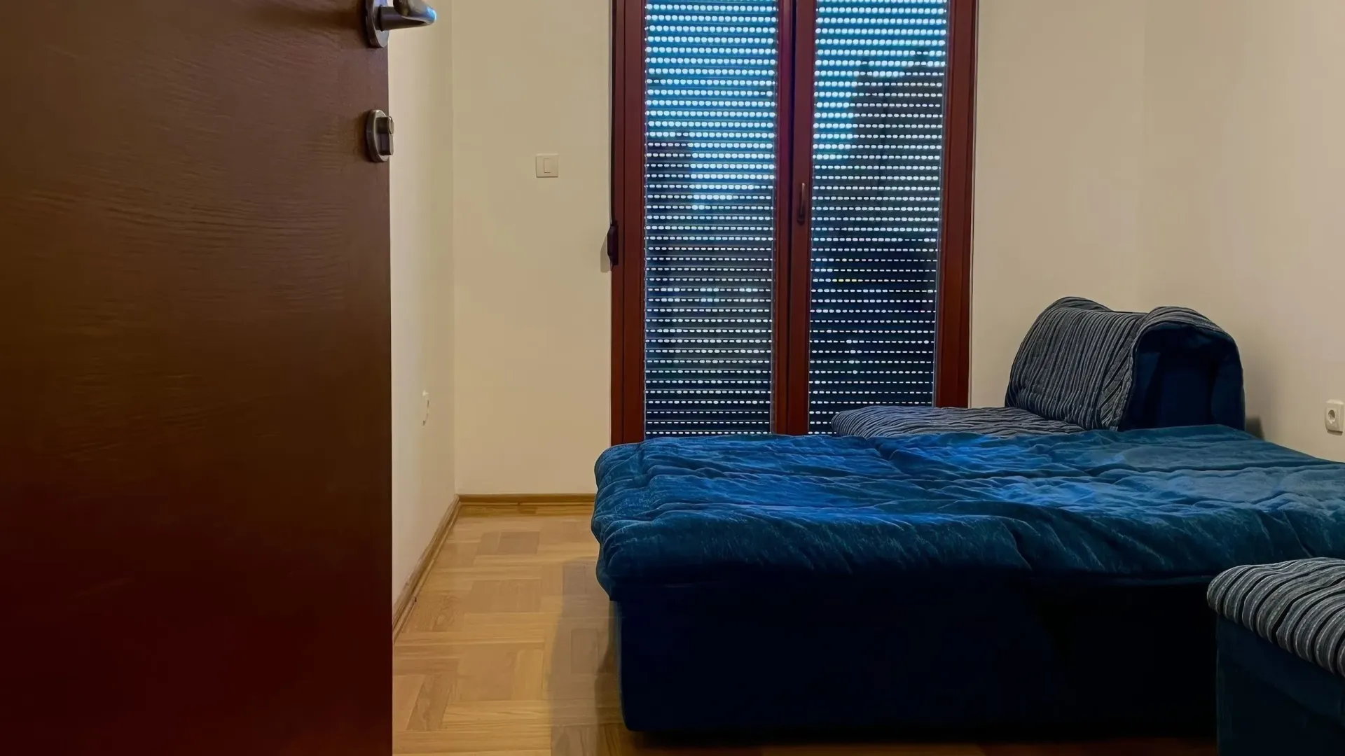Izdavanje, jednosoban stan, 65m², Rozino, Budva
