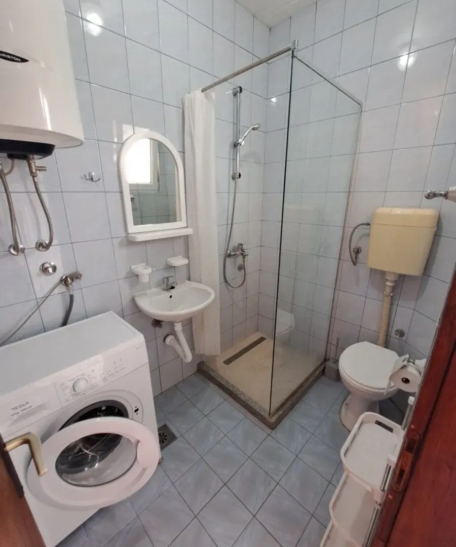 Rent, one bedroom apartment, 45m², Zlatica, Podgorica