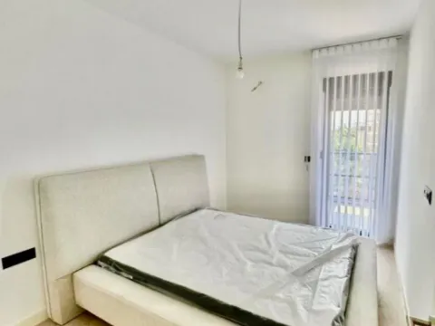 Rent, one bedroom apartment, 53m², Krivi Most, Podgorica - image 11