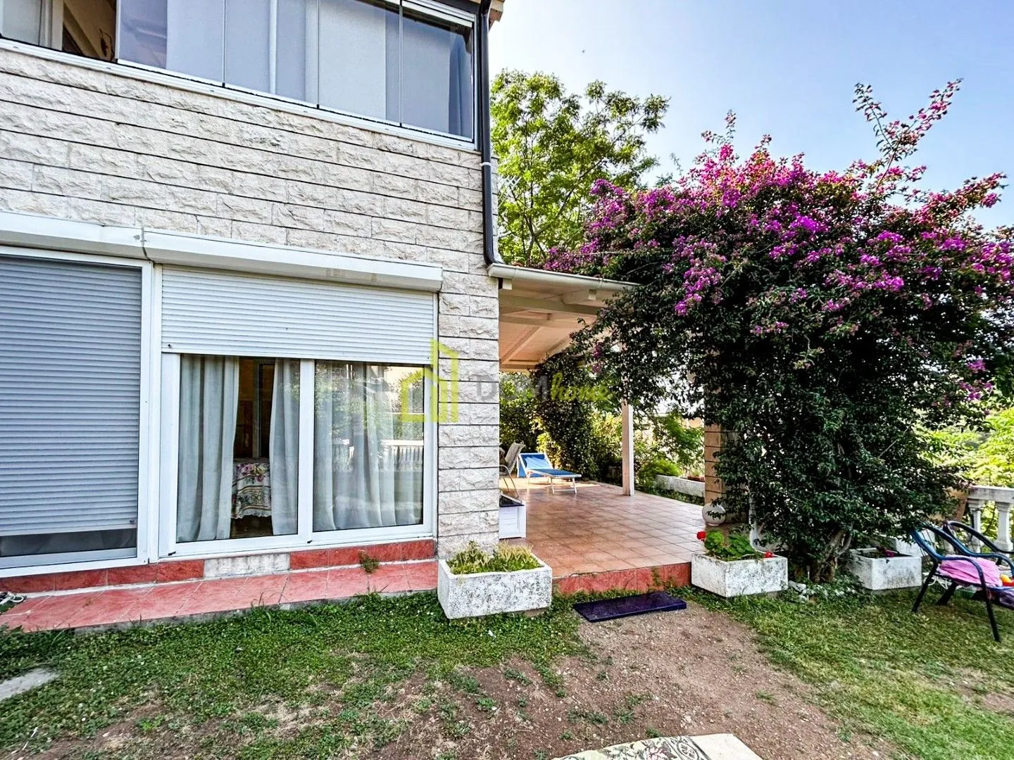 Prodaja, dvosoban stan, 91m², Petrovac, Budva