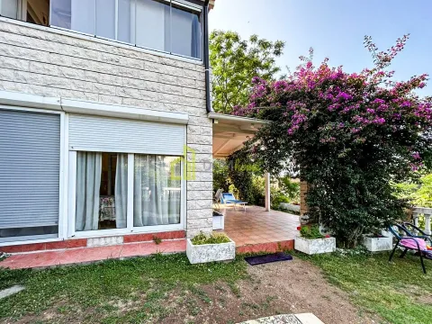 Sale, two bedroom apartment, 91m², Petrovac, Budva - image 13