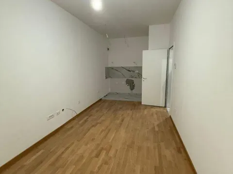 Prodaja, jednosoban stan, 37m², Bečići, Budva - image 2